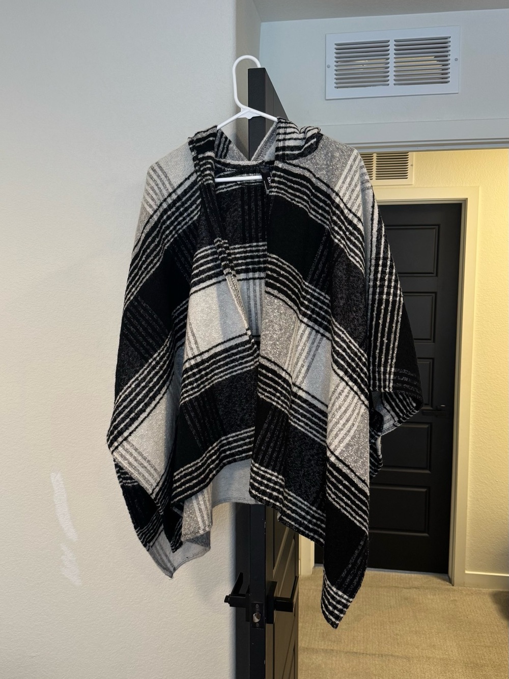 NWT Express Black and White Striped Knit Cardigan